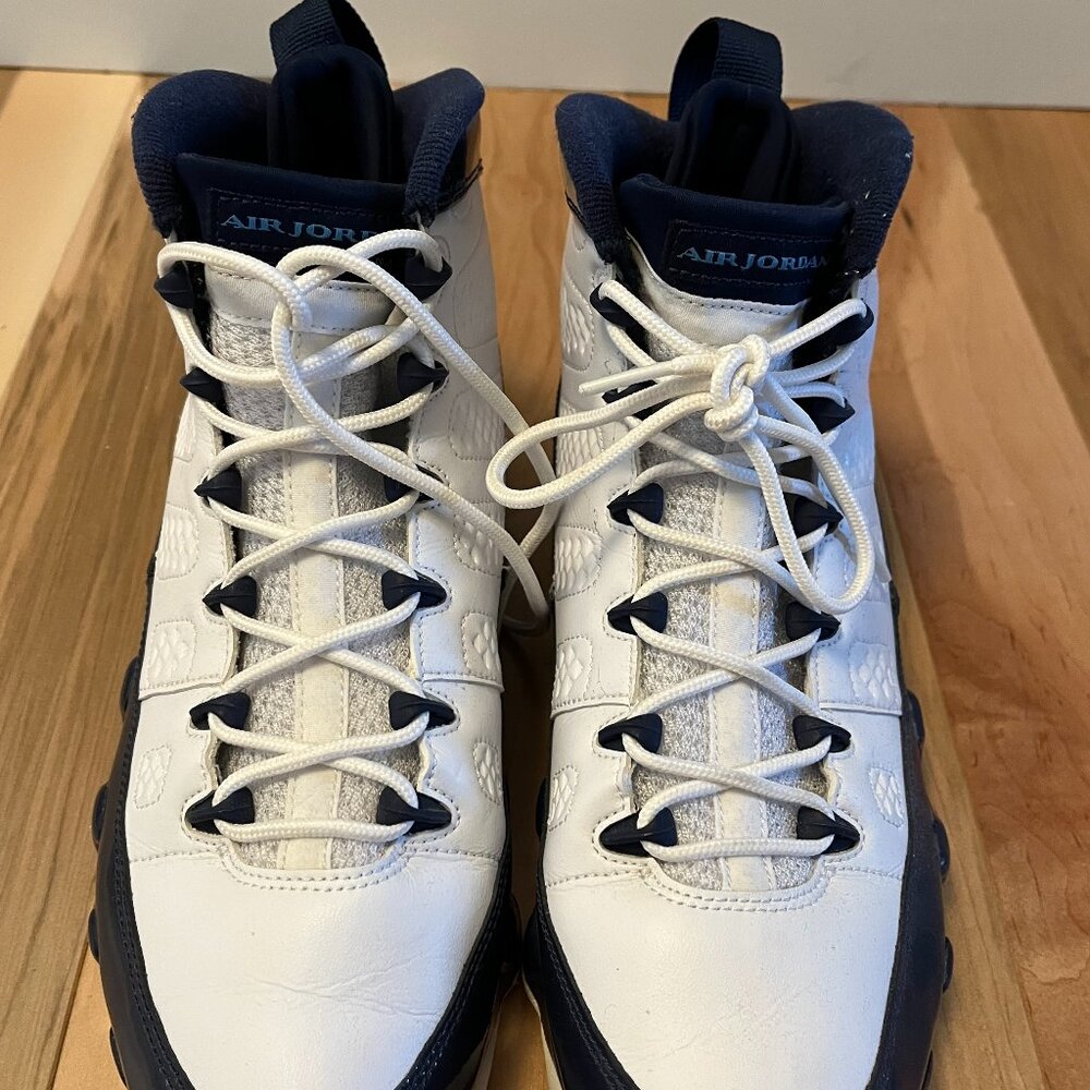 Men's Nike Air Jordan Retro 23 High Top Sneaker, size 10.5